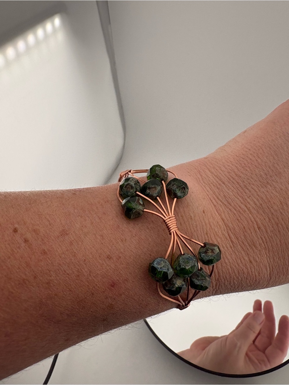 Kelco Handmade Czech Glass Bead Bracelet ✨ - Picture 4 of 7